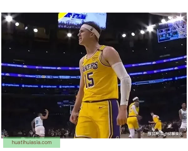 湖人再遭打击 里夫斯接受肋骨和侧腹影像检查 出战与否待定